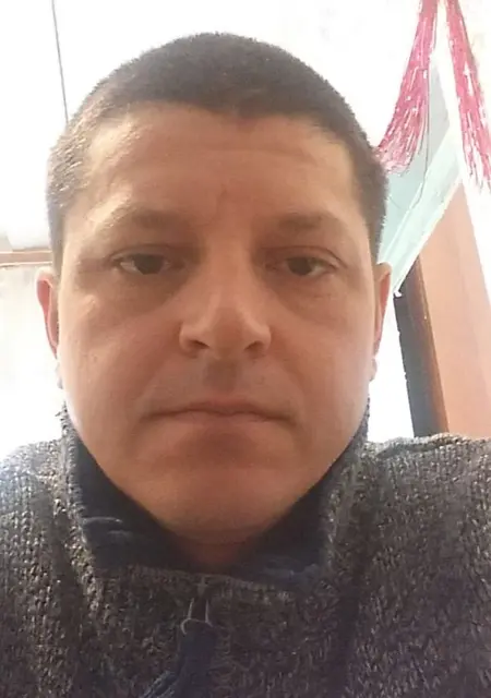 Anton из Искитима, ищу на сайте знакомства на одну ночь