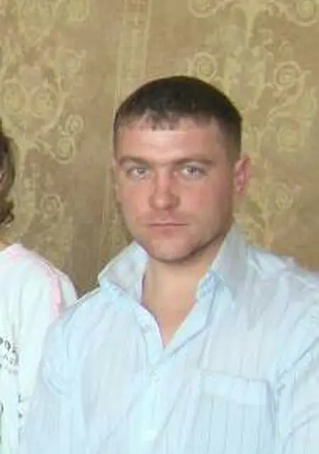 Я Oleg, 45, знакомлюсь для общения в Нерюнгри