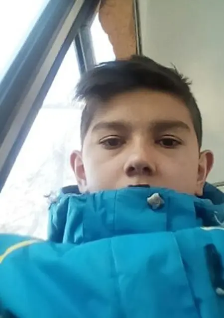 Я Сергей, 26, из Горно-Алтайска, ищу знакомства без обязательств