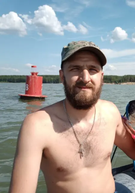 Егор из Новосибирска, мне 32, познакомлюсь на одну ночь