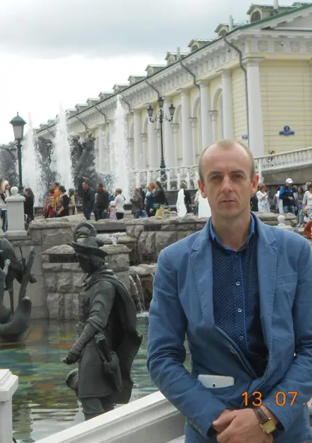 Adrian з Луганська, мені 45 років, познайомлюсь без зобов'язань