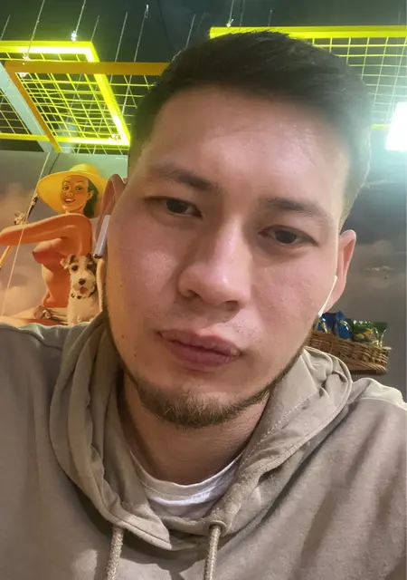 Я Арлан, 27, знакомлюсь для общения в Норильске