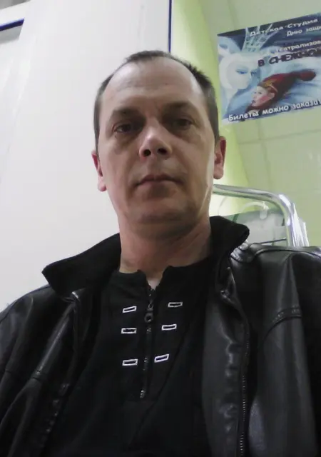 Я Алексей, 49, из Ханты-Мансийска, ищу знакомство для постоянных отношений