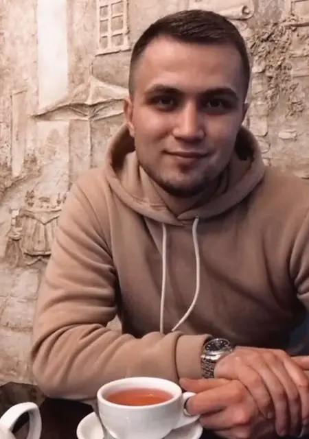 Sergey из Черновцов, ищу на сайте знакомства на одну ночь