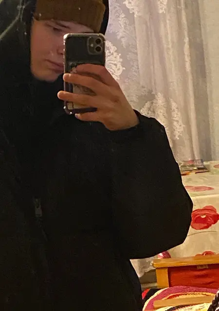 Я Ffloyd, 20, знакомлюсь без обязательств в Нижнем Тагиле