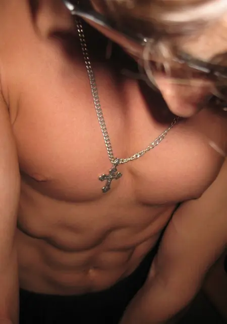 Serg из Ульяновска, мне 32, познакомлюсь для общения