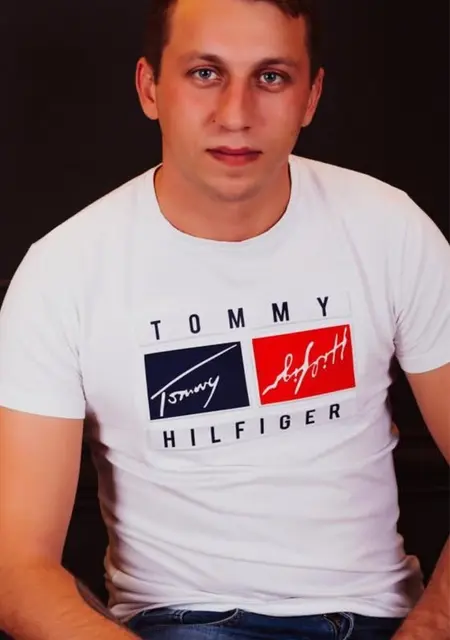 Юрий из Симферополя, мне 30, познакомлюсь для приятного времяпровождения