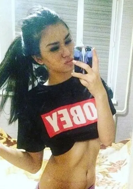 Амина из Астрахани, мне 33, познакомлюсь на одну ночь
