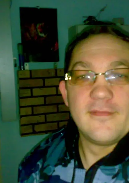 Я Андрей, 47, из Салехарда, ищу знакомства без обязательств