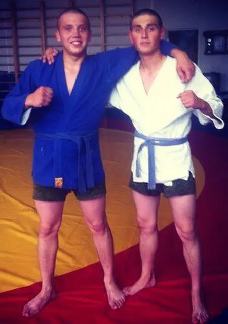 Я Александр, 32, знакомлюсь без обязательств в Рязани