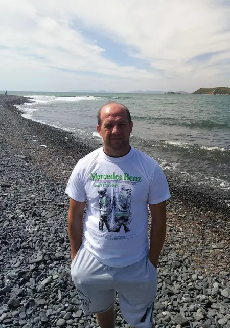 Дима из Артема, ищу на сайте знакомства без обязательств