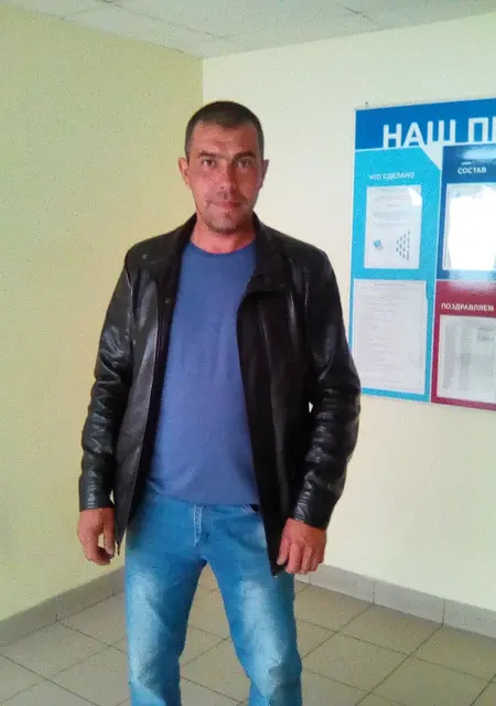 Евгений из Тихвина, мне 40, познакомлюсь без обязательств