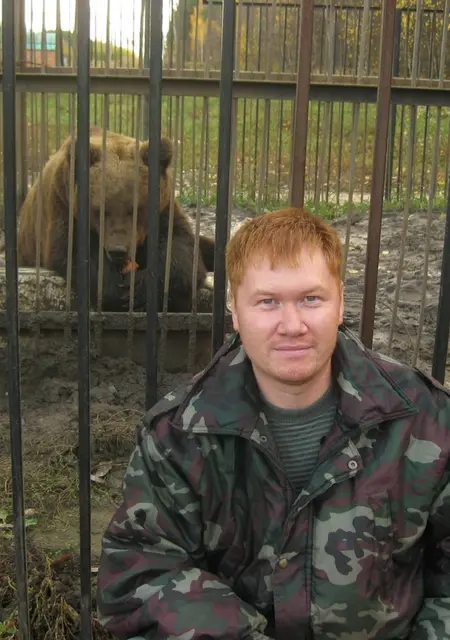 Я Паша, 39, из Йошкар-Олы, ищу знакомство для постоянных отношений