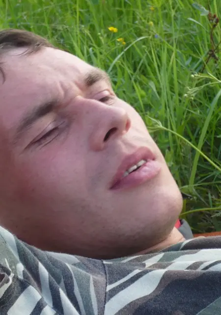 Denis из Кирова, мне 38, познакомлюсь без обязательств