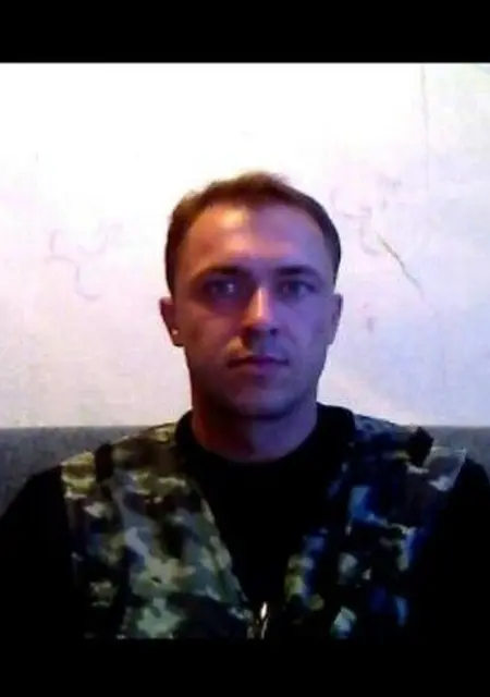 Я Максим, 46, знакомлюсь для постоянных отношений в Новом Уренгое