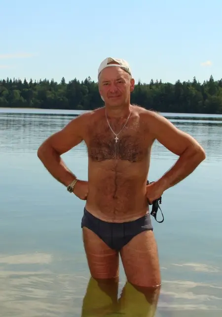 Андрей из Мурманска, мне 56, познакомлюсь для вирта