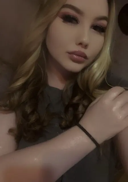 Я Kiss, 21, знакомлюсь для вирта в Комсомольске-на-Амуре