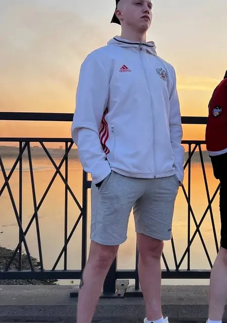 Ruslan из Кемерово, ищу на сайте знакомства на одну ночь