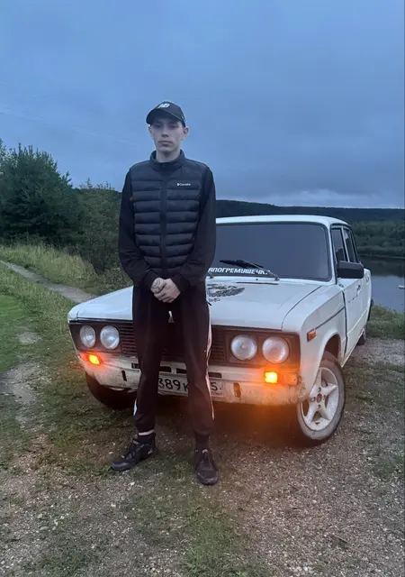 Я Константин, 21, знакомлюсь без обязательств в Череповце