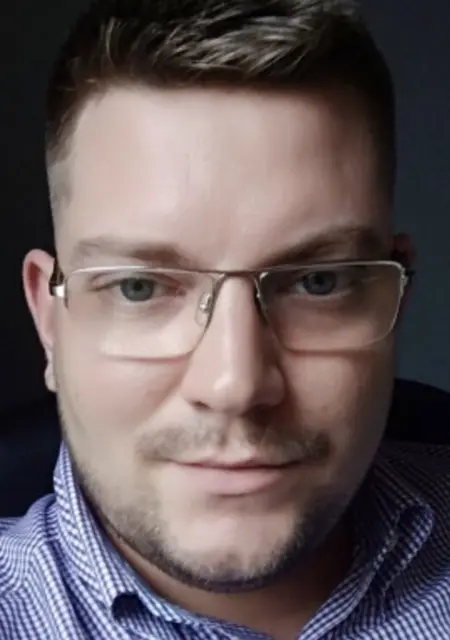 Влад из Днепра, мне 38, познакомлюсь для приятного времяпровождения