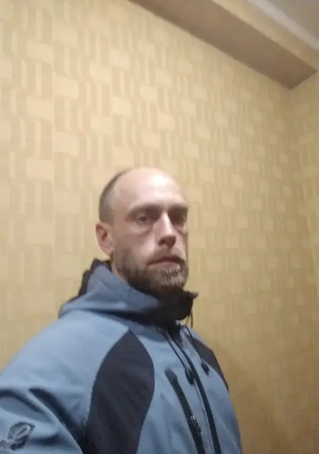 Игорь из Энгельса, ищу на сайте знакомства без обязательств