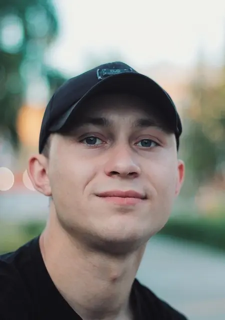 Дмитрий из Череповца, ищу на сайте знакомства без обязательств