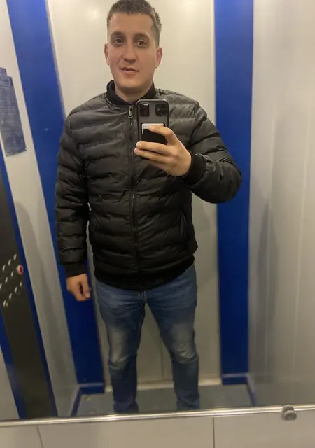 Vlad из Череповца, мне 30, познакомлюсь для дружбы