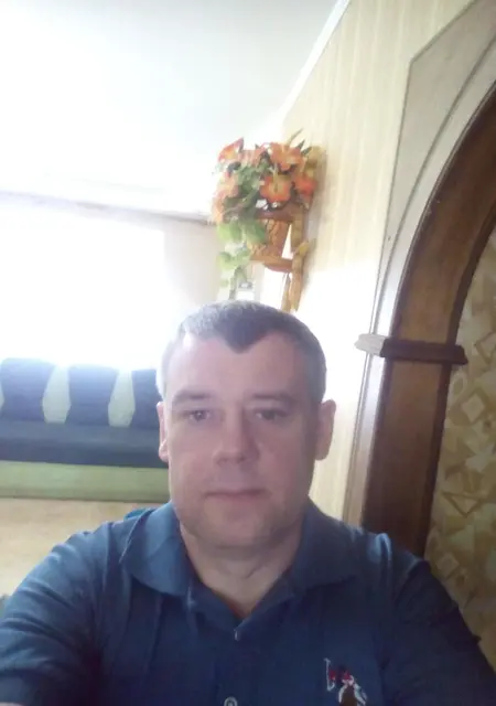 Viktor из Миллерова, мне 46, познакомлюсь для дружбы