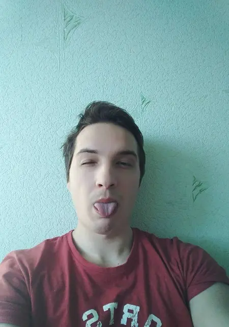 Я Кир, 32, из Ульяновска, ищу знакомства на одну ночь