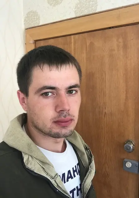 Я Сергей, 31, из Димитровграда, ищу знакомства без обязательств