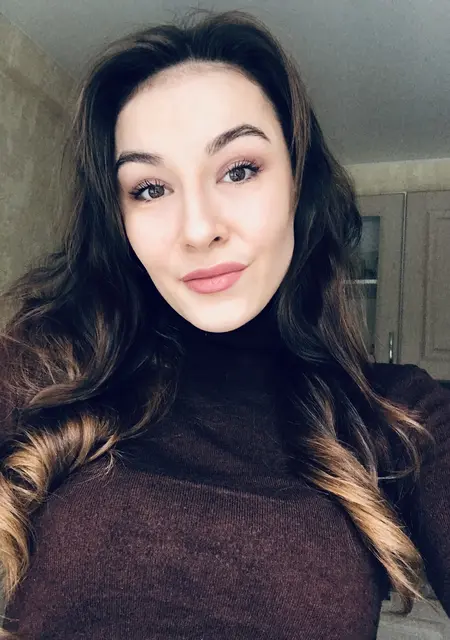 Олеся из Санкт-Петербурга, мне 28, познакомлюсь для приятного времяпровождения