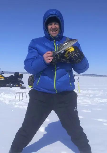 Я Дмитрий, 44, из Чебоксар, ищу знакомства без обязательств