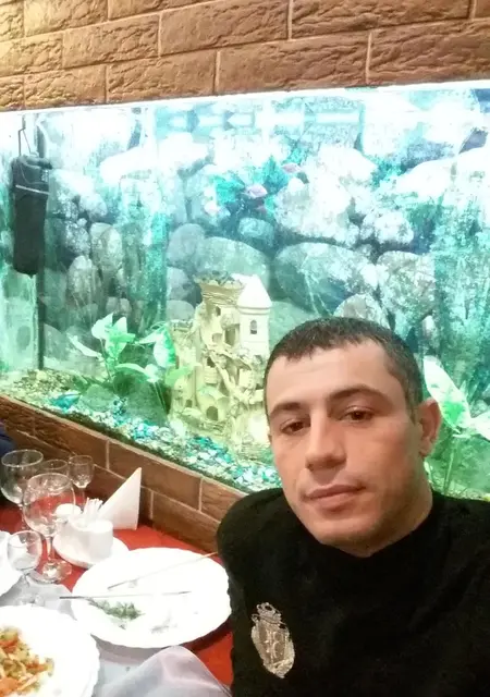 Я Багавдин, 35, знакомлюсь для приятного времяпровождения в Чайковском