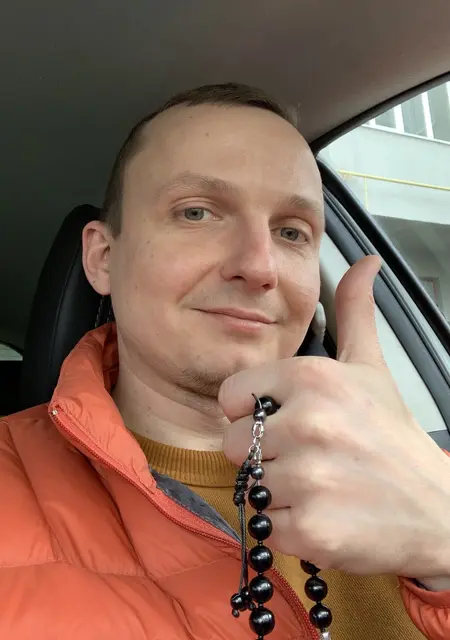 Дима из Луцка, мне 40, познакомлюсь на одну ночь