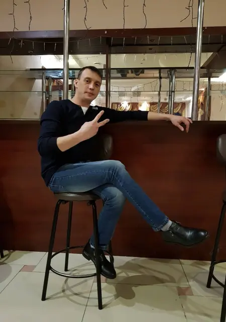 Я Алексей, 43, знакомлюсь на одну ночь в Новом Уренгое