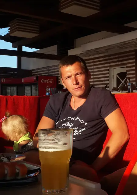 Я Александр, 42, знакомлюсь для приятного времяпровождения в Мирном