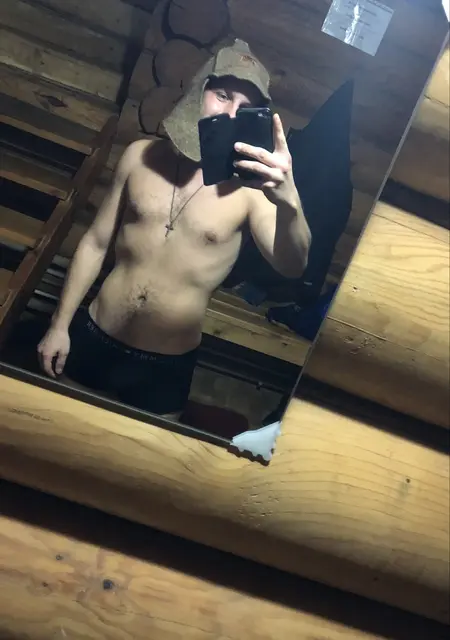 Максим из Тулы, мне 28, познакомлюсь без обязательств