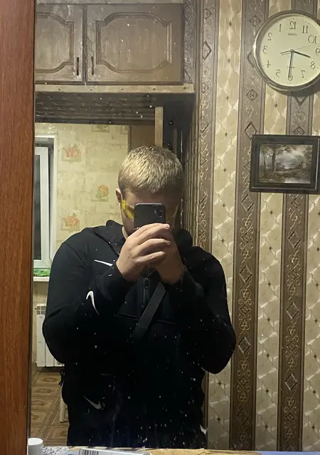 Я Никита, 19, знакомлюсь без обязательств в Калуге