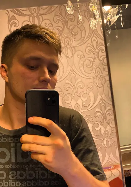 Я Danil, 29, из Череповца, ищу знакомства без обязательств