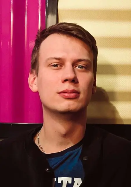 Влад из Киева, мне 21, познакомлюсь на одну ночь