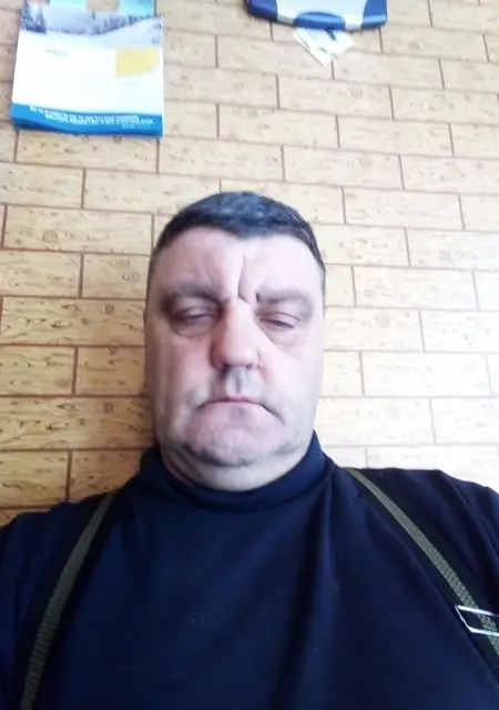 Александр из Петропавловска-Камчатского, мне 52, познакомлюсь без обязательств