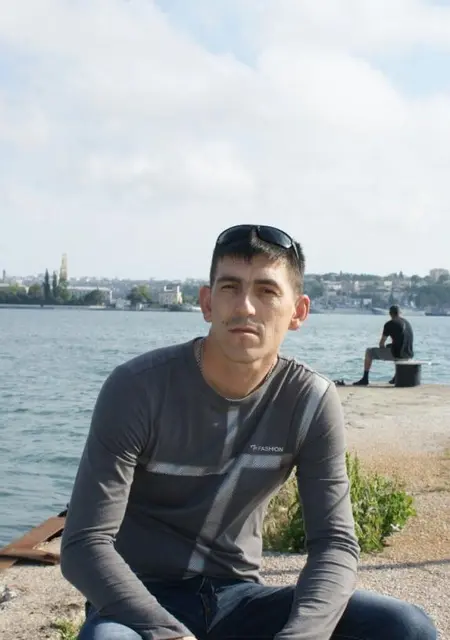 Александр из Севастополя, мне 46, познакомлюсь без обязательств