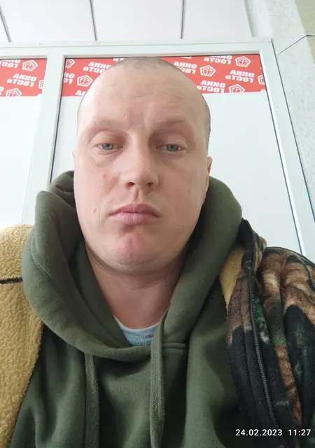 Денис из Владивостока, мне 38, познакомлюсь без обязательств