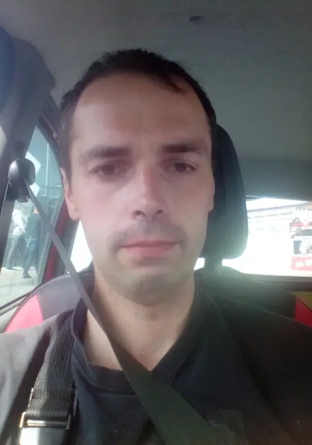 Андрій из Львова, мне 33, познакомлюсь на одну ночь