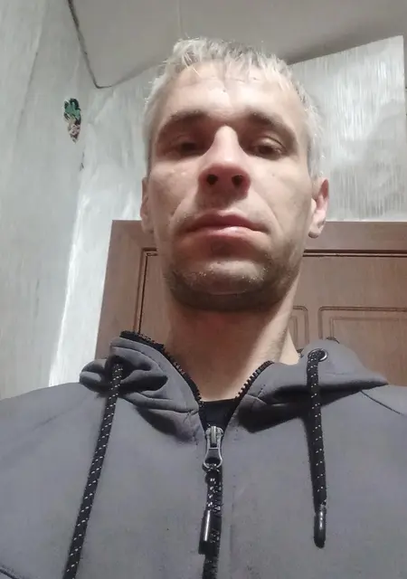 Я Константин, 42, из Казани, ищу знакомства без обязательств