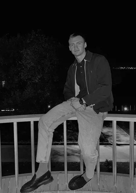 Я Александр, 25, из Дзержинска, ищу знакомства без обязательств