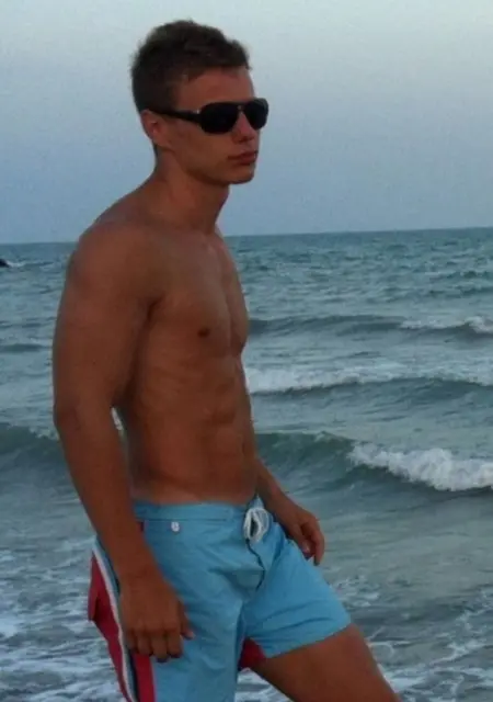 Я Сергей, 41, из Ржева, ищу знакомство