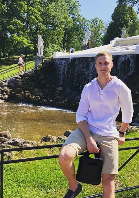 Евгений из Чебоксар, мне 33, познакомлюсь на одну ночь