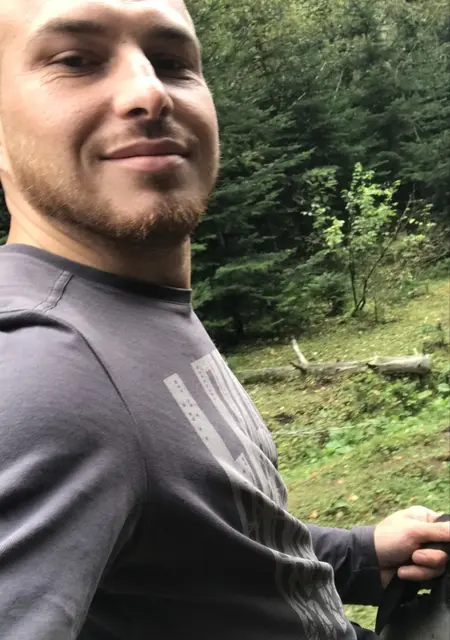 Я Stiff, 29, из Воскресенска, ищу знакомство для приятного времяпровождения