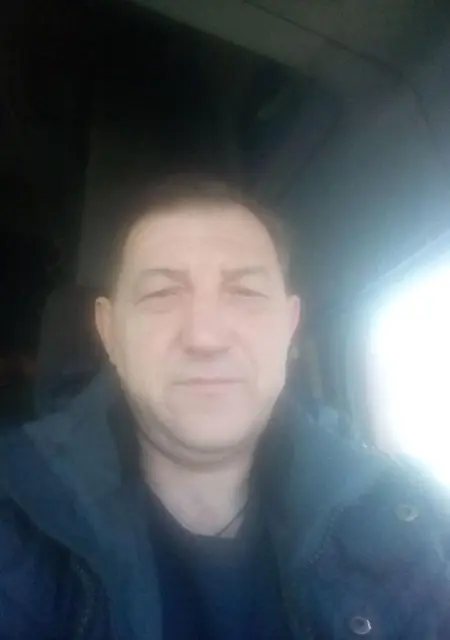 Я Евгений, 54, знакомлюсь без обязательств в Уссурийске